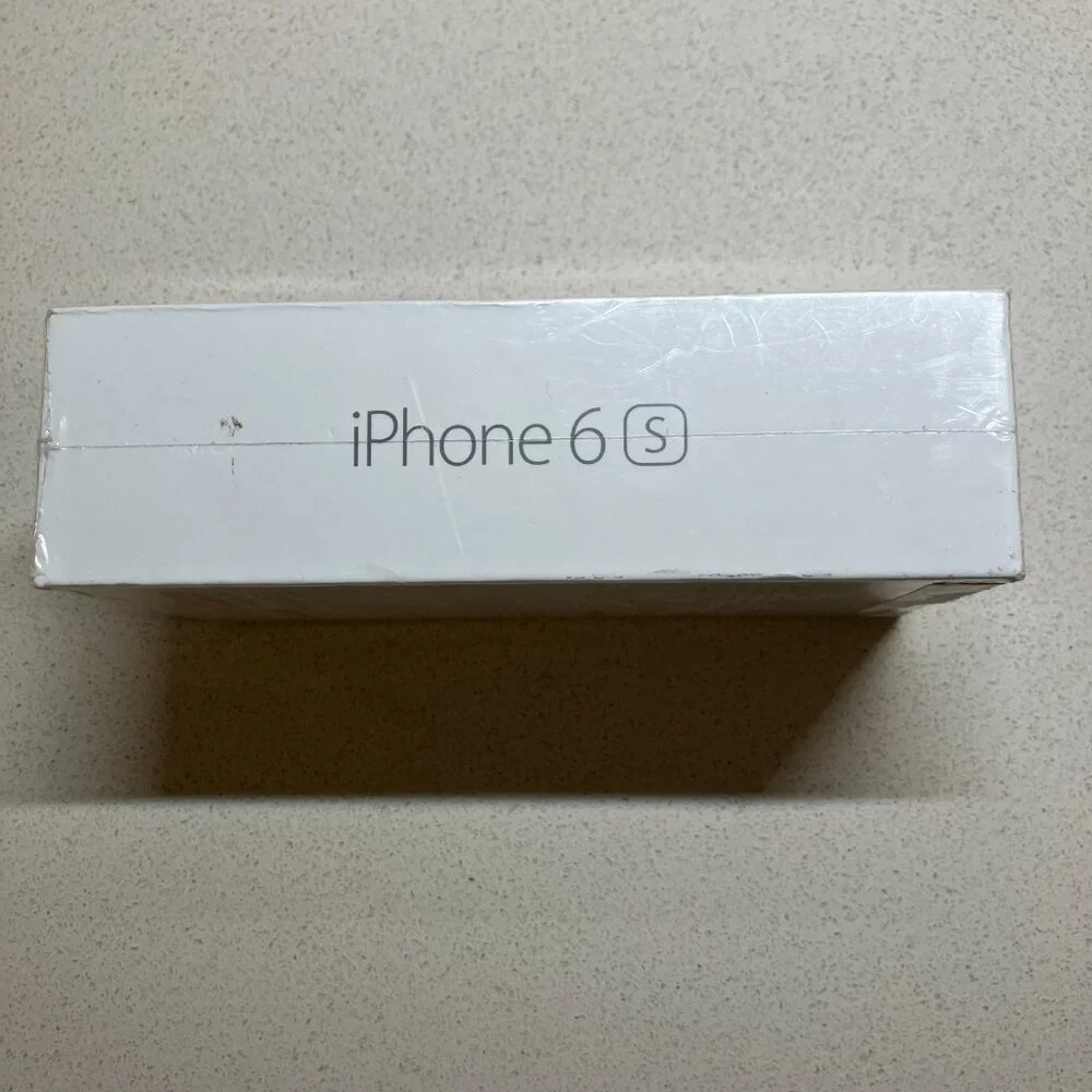 NEW SEALED Apple iPhone 6s - 32GB - Space Gray (US Reseller Flex Policy)